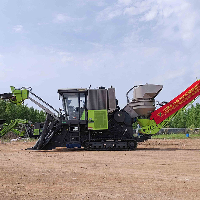 Crawler Walking for Muddy And Swampy Land Sugar Cane Haevester